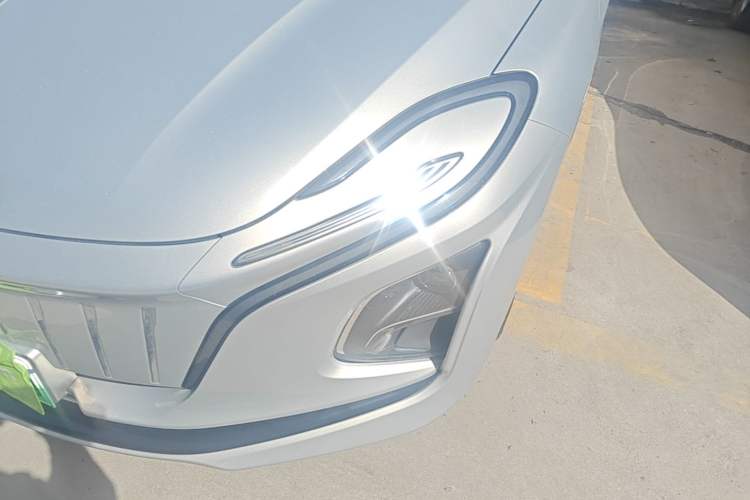 Used Hongqi E-QM5 2022 431 km Charge & Enjoy Edition Left Front Headlight