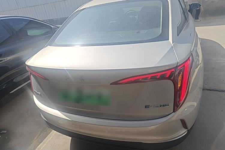Used Hongqi E-QM5 2022 431 km Charge & Enjoy Edition Rear