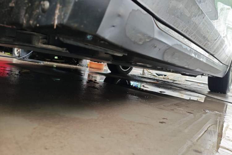 Used Hongqi E-QM5 2022 431 km Charge & Enjoy Edition Left Side Sill