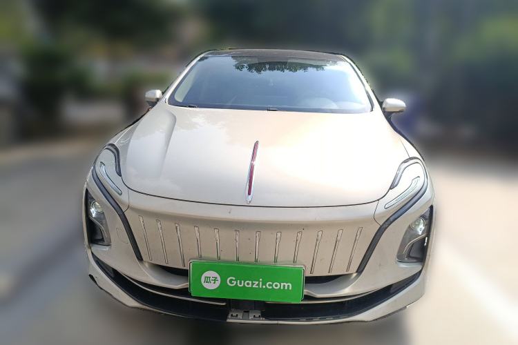 Used Hongqi E-QM5 2022 431 km Charge & Enjoy Edition Front