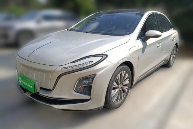 Used Hongqi E-QM5 2022 431 km Charge & Enjoy Edition