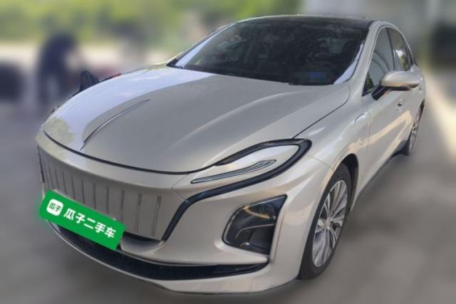 Used Hongqi E-QM5 2022 431 km Charge & Enjoy Edition