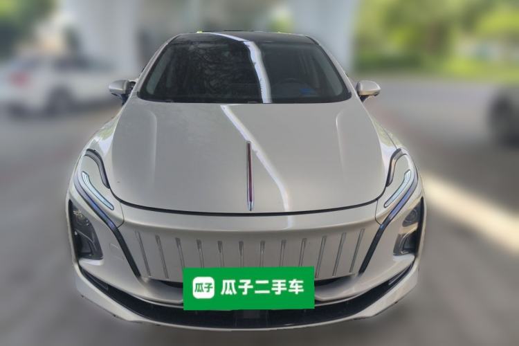 Used Hongqi E-QM5 2022 431 km Charge & Enjoy Edition Front