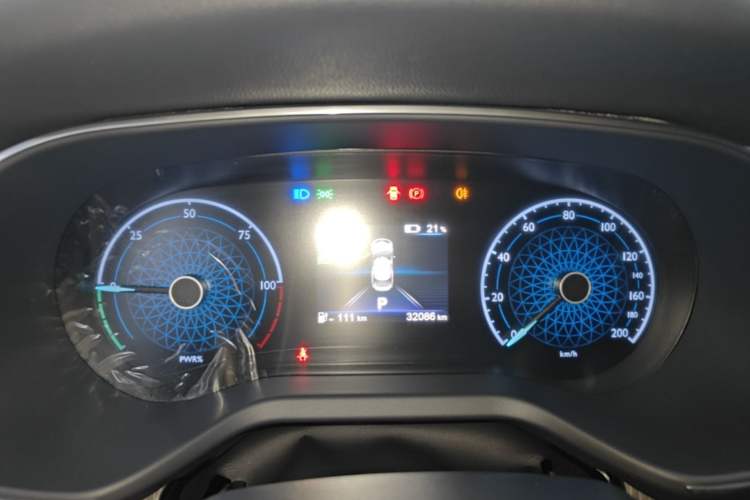 Used Hongqi E-QM5 2022 431 km Charge & Enjoy Edition Instrument Cluster