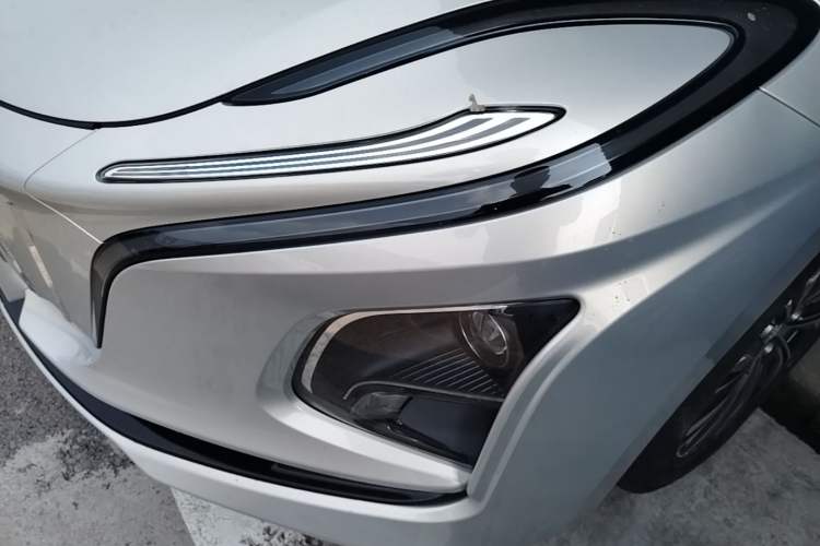 Used Hongqi E-QM5 2022 431 km Charge & Enjoy Edition Left Front Headlight