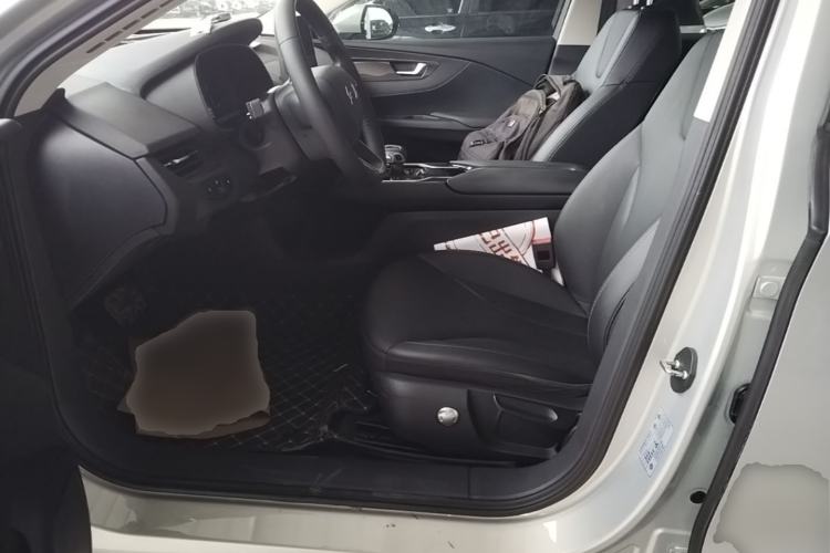 Used Hongqi E-QM5 2022 431 km Charge & Enjoy Edition Left Front Seat