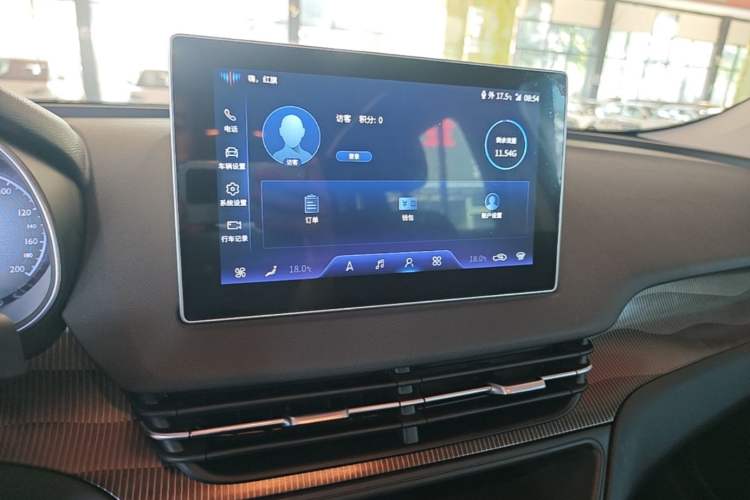 Used Hongqi E-QM5 2022 431 km Charge & Enjoy Edition Audio And AC Panel