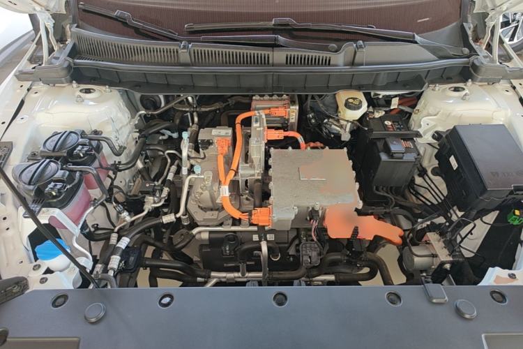 Used Hongqi E-QM5 2022 431 km Charge & Enjoy Edition Engine Bay