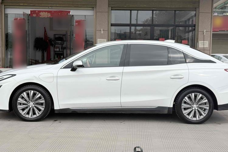 Used Hongqi E-QM5 2022 431 km Charge & Enjoy Edition Exterior 6
