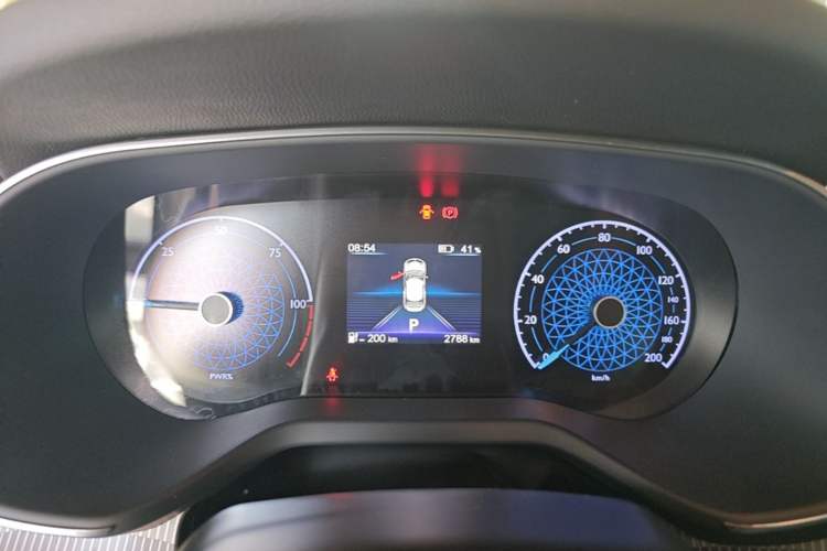 Used Hongqi E-QM5 2022 431 km Charge & Enjoy Edition Instrument Cluster