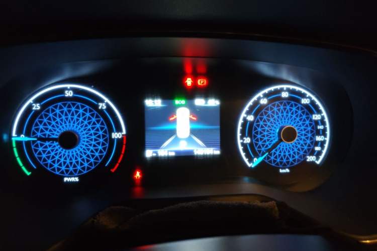 Used Hongqi E-QM5 2022 431 km Charge & Enjoy Edition Instrument Cluster