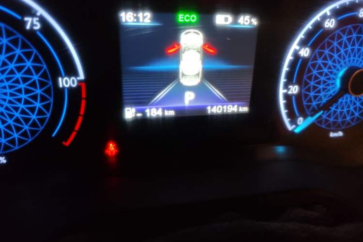 Used Hongqi E-QM5 2022 431 km Charge & Enjoy Edition Odometer Close Up