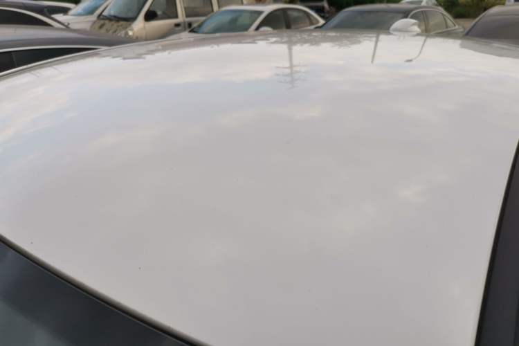 Used Hongqi E-QM5 2022 431 km Charge & Enjoy Edition Roof