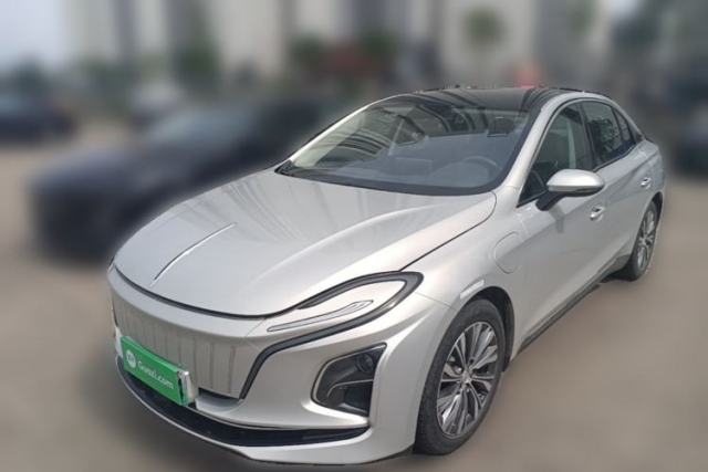 Used Hongqi E-QM5 2022 431 km Charge & Enjoy Edition