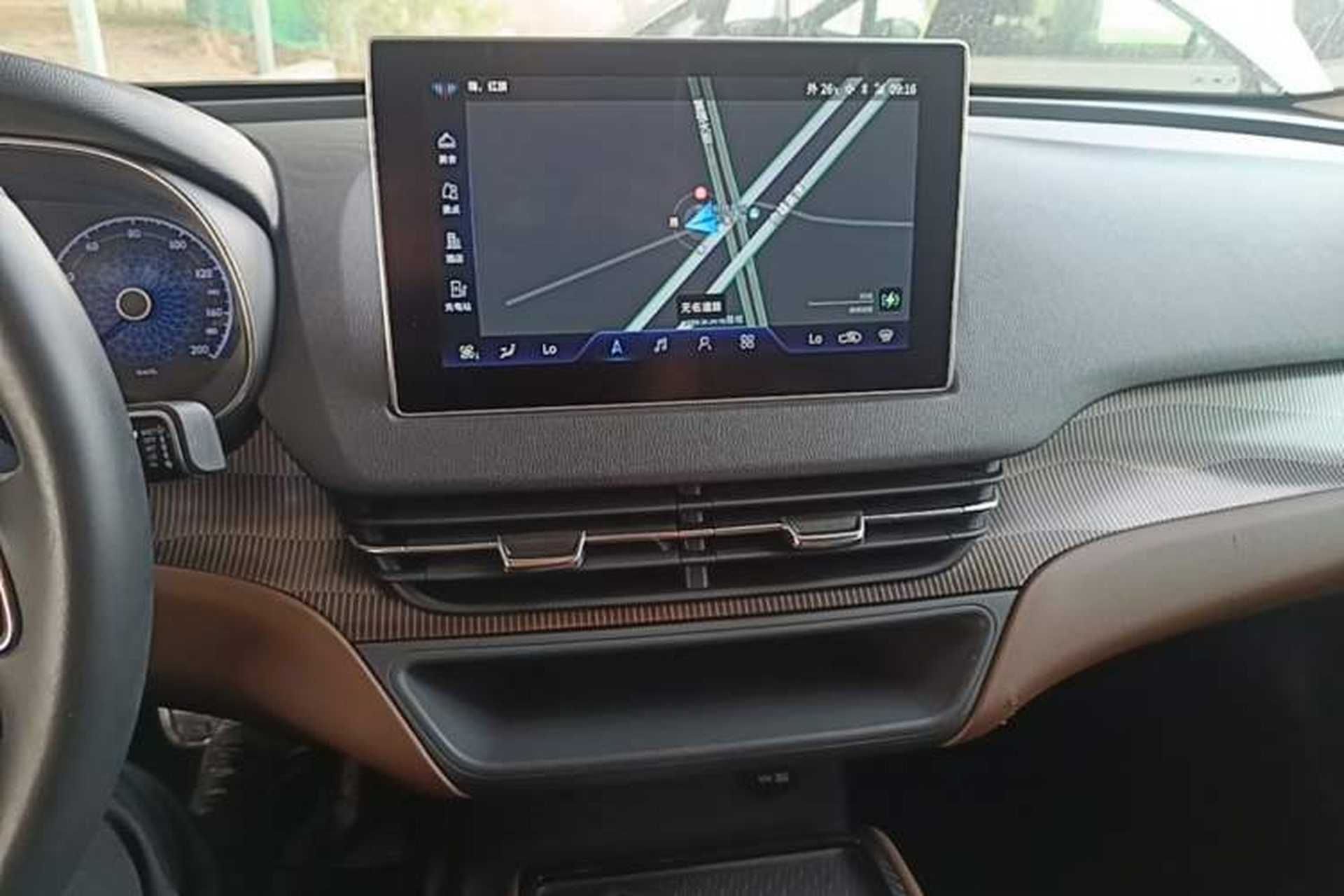Used Hongqi E-QM5 2022 431 km Charge & Enjoy Edition Audio And AC Panel