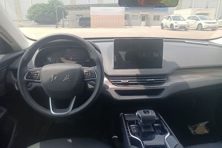 Used Hongqi E-QM5 2022 431 km Charge & Enjoy Edition Center Console