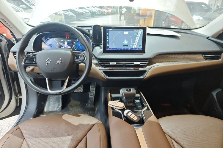 Used Hongqi E-QM5 2022 431 km Charge & Enjoy Edition Center Console