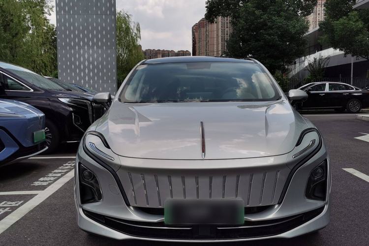 Used Hongqi E-QM5 2022 431 km Charge & Enjoy Edition Exterior 1