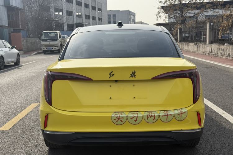 Used Hongqi E-QM5 2022 431 km Charge & Enjoy Edition Exterior 4