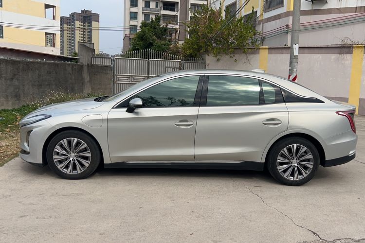 Used Hongqi E-QM5 2022 431 km Charge & Enjoy Edition Exterior 5
