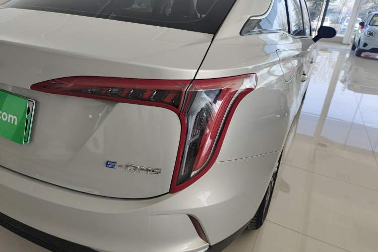 Used Hongqi E-QM5 2022 431 km Charge & Enjoy Edition Exterior 6