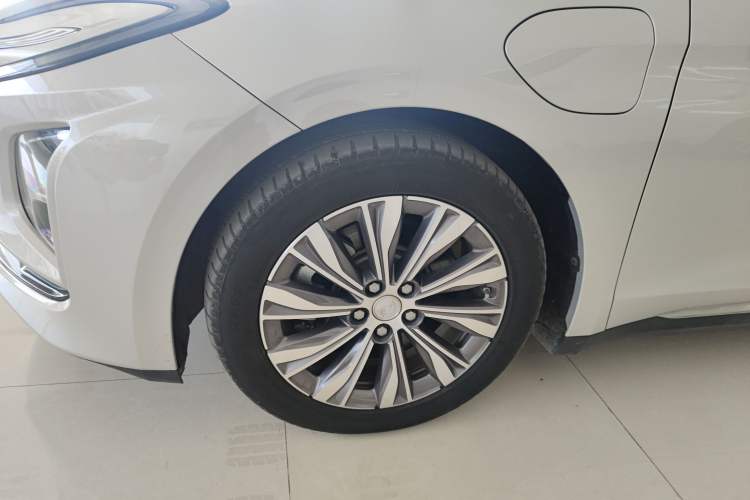 Used Hongqi E-QM5 2022 431 km Charge & Enjoy Edition Exterior 7