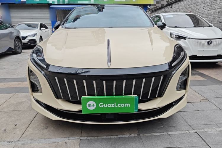 Used Hongqi E-QM5 2022 431 km Charge & Enjoy Edition Front