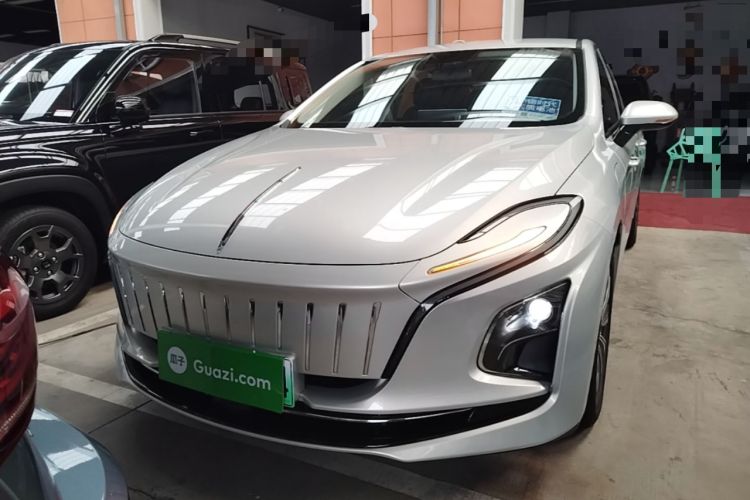 Used Hongqi E-QM5 2022 431 km Charge & Enjoy Edition Front
