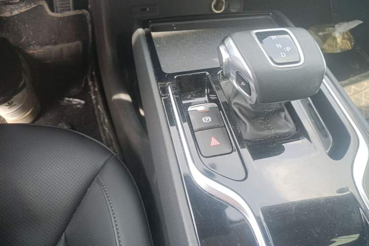 Used Hongqi E-QM5 2022 431 km Charge & Enjoy Edition Gear Lever