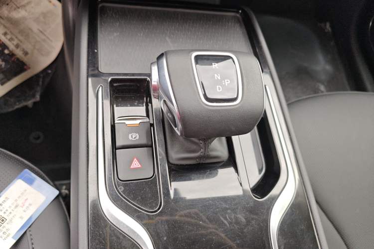 Used Hongqi E-QM5 2022 431 km Charge & Enjoy Edition Gear Lever
