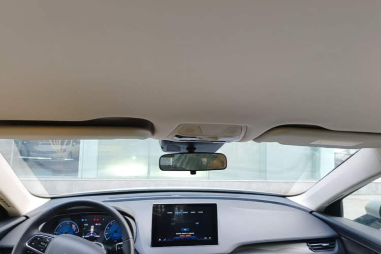 Used Hongqi E-QM5 2022 431 km Charge & Enjoy Edition Headliner