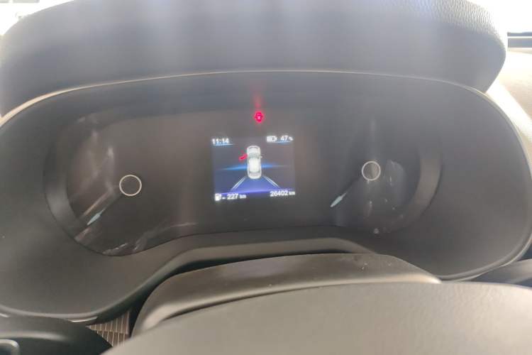 Used Hongqi E-QM5 2022 431 km Charge & Enjoy Edition Instrument Cluster
