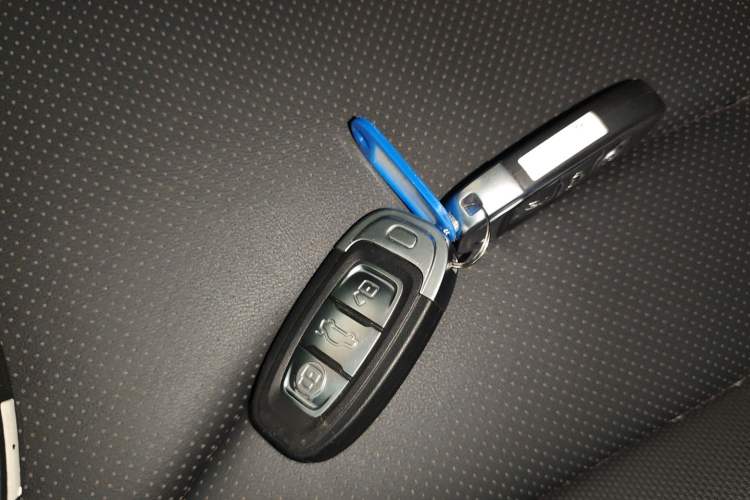 Used Hongqi E-QM5 2022 431 km Charge & Enjoy Edition Interior 1