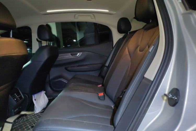 Used Hongqi E-QM5 2022 431 km Charge & Enjoy Edition Interior 4