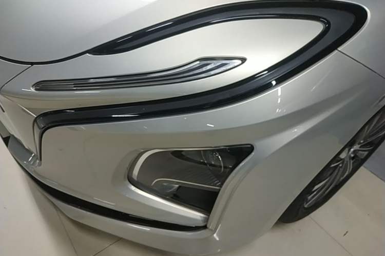 Used Hongqi E-QM5 2022 431 km Charge & Enjoy Edition Left Front Headlight