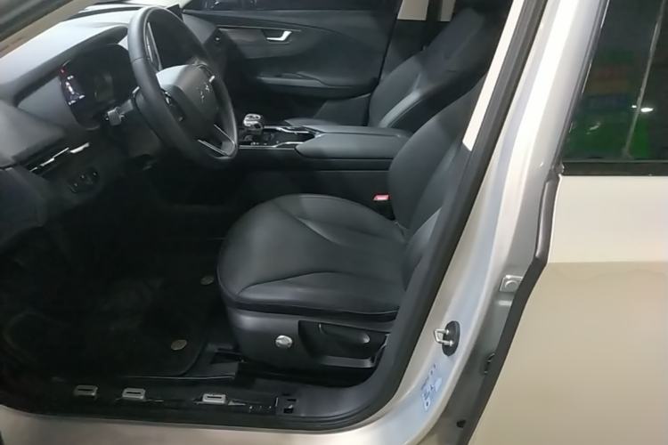 Used Hongqi E-QM5 2022 431 km Charge & Enjoy Edition Left Front Seat