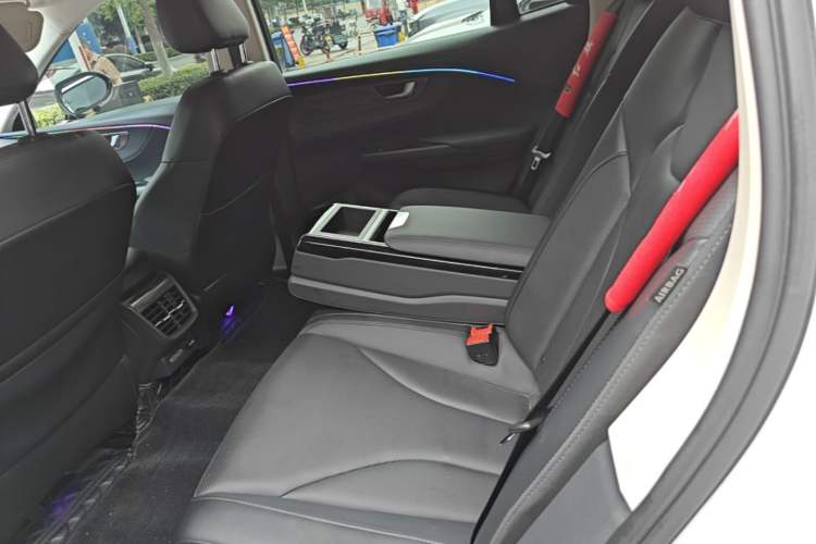 Used Hongqi E-QM5 2022 431 km Charge & Enjoy Edition Left Rear Seat