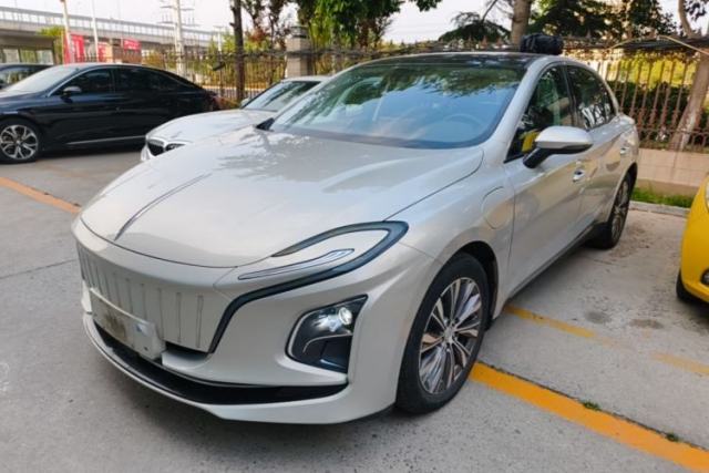 Used Hongqi E-QM5 2022 431 km Charge & Enjoy Edition