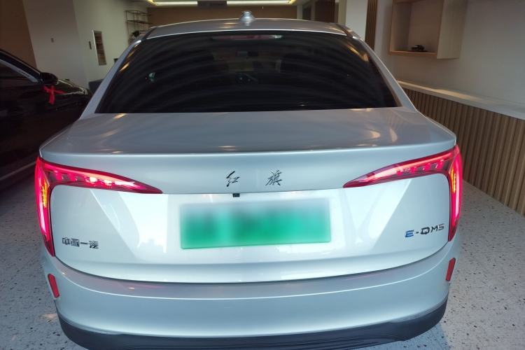 Used Hongqi E-QM5 2022 431 km Charge & Enjoy Edition Rear
