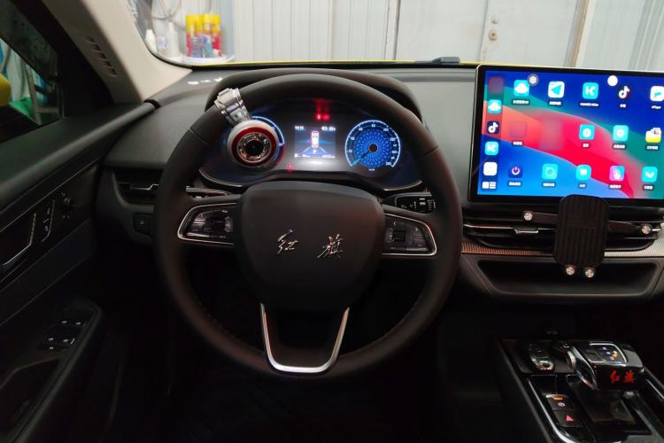 Used Hongqi E-QM5 2022 431 km Charge & Enjoy Edition Steering Wheel