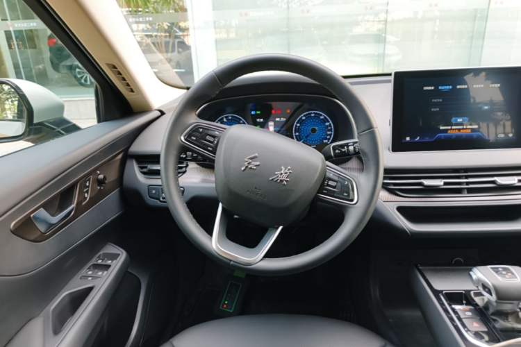 Used Hongqi E-QM5 2022 431 km Charge & Enjoy Edition Steering Wheel
