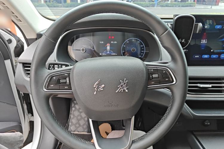 Used Hongqi E-QM5 2022 431 km Charge & Enjoy Edition Steering Wheel