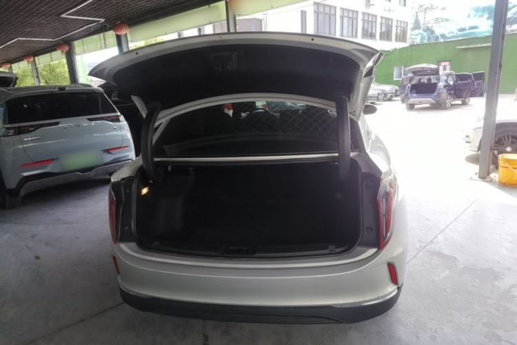 Used Hongqi E-QM5 2022 431 km Charge & Enjoy Edition Trunk