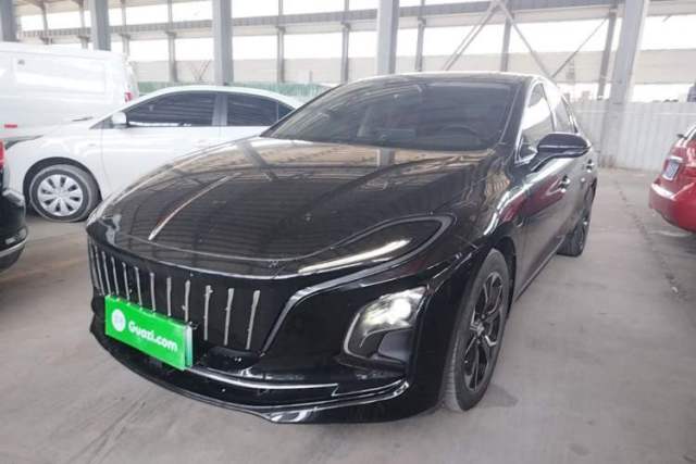 Used Hongqi E-QM5 2023 Base Travel Edition