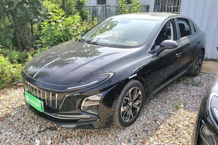 Used Hongqi E-QM5 2023 Revised Version Basic Travel Edition Guazi used car, China used car export, Used car for sale, Used cars, Cheapest cars for sale