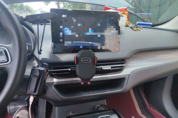 Used Hongqi E-QM5 2023 620km PLUS Audio And AC Panel