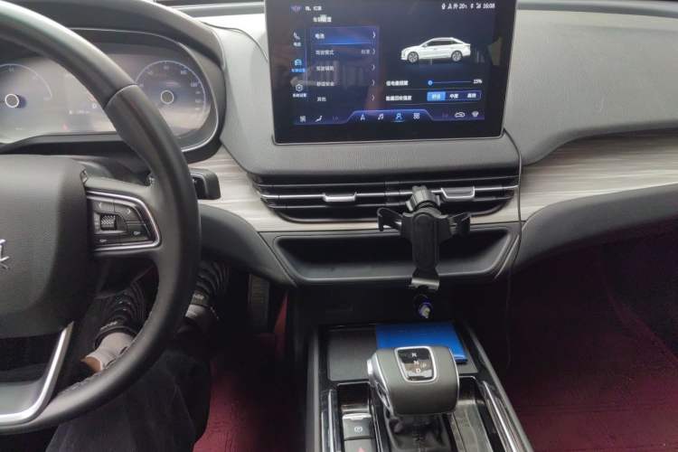 Used Hongqi E-QM5 2023 560km PLUS Audio And AC Panel