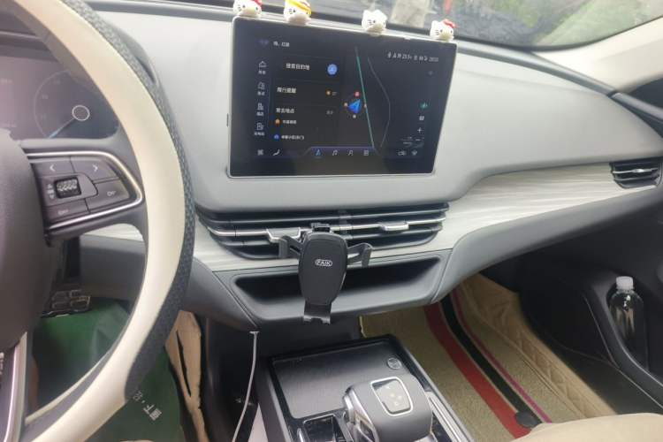Used Hongqi E-QM5 2023 620km PLUS Audio And AC Panel