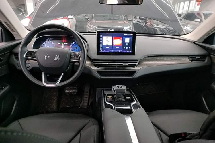 Used Hongqi E-QM5 2023 Base Travel Edition Center Console