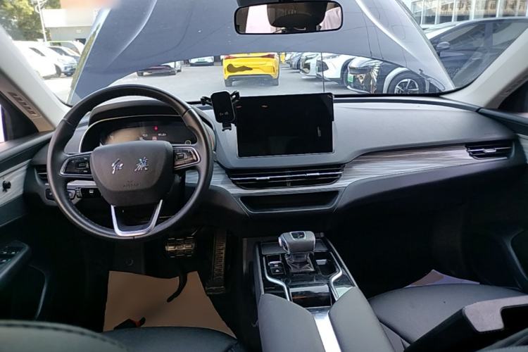 Used Hongqi E-QM5 2023 620km PLUS Center Console